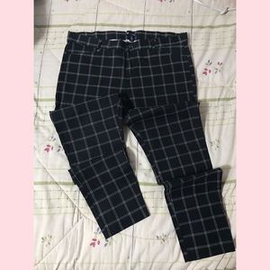 Gap Black Grid Patterned Slim Pants